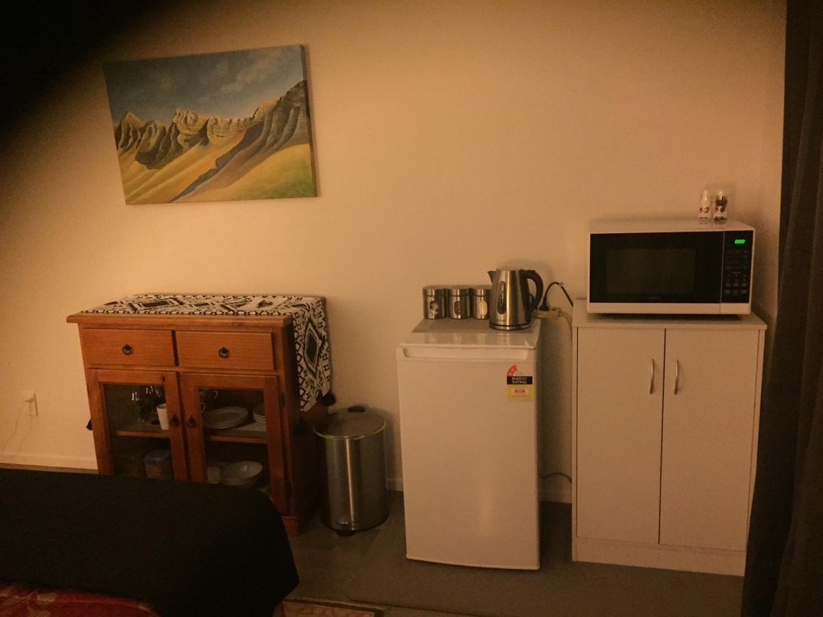 Accommodation In Frimley Hastings Extérieur photo