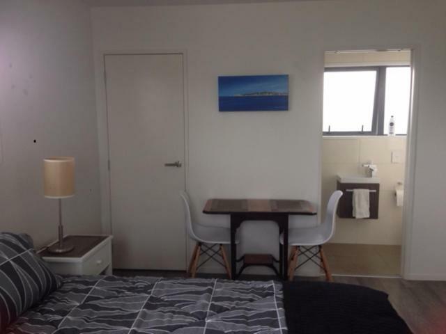 Accommodation In Frimley Hastings Extérieur photo